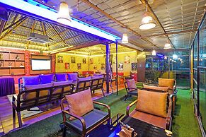 Fabhotel Arc Homes