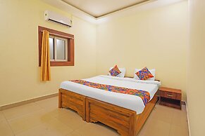 Fabhotel Arc Homes