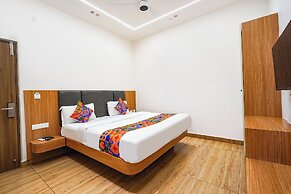 Fabhotel A Square