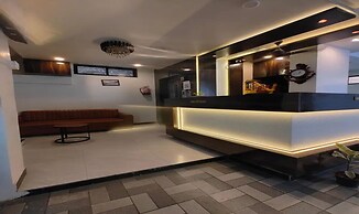 Fabhotel Sunrise Comforts