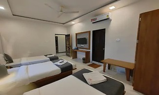 Fabhotel Sunrise Comforts