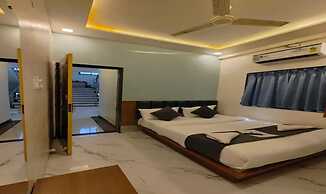 Fabhotel Sunrise Comforts