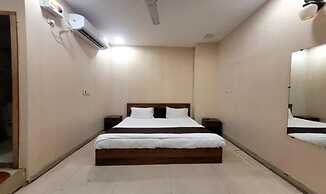 Fabhotel Blest Inn