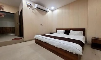 Fabhotel Blest Inn