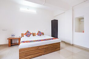 Fabhotel Arusai Inn