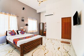 Fabhotel Redmoon Residency Elite