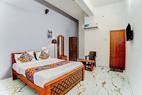 Fabhotel Redmoon Residency Elite