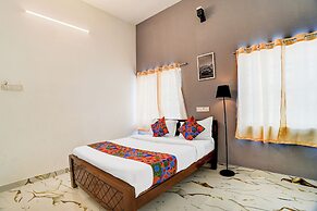 Fabhotel Redmoon Residency Elite