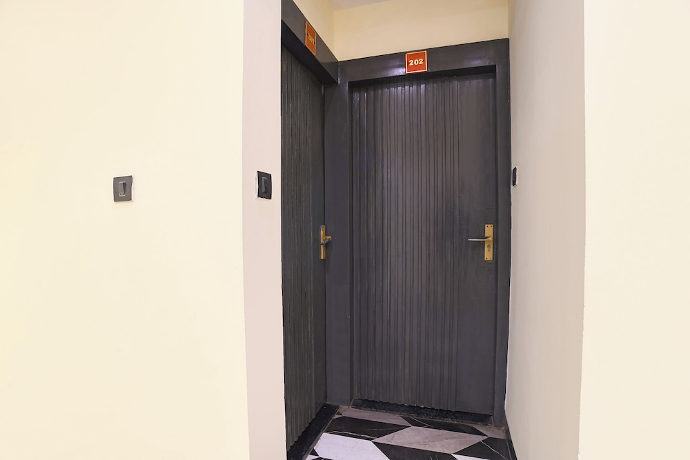 Fabhotel New Saurabh Inn