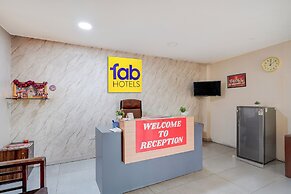Fabhotel Sm Suites