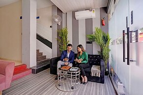 Fabhotel Golden Galaxy