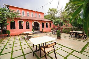 Fabhotel Nakshtra Resort