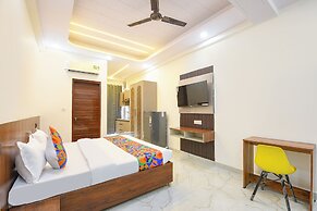 FabHotel 24x Living