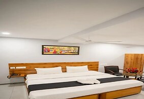 Fabhotel Vaishnavi Classic