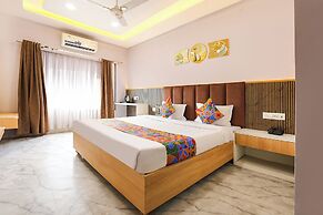 Fabhotel Suraj Palace