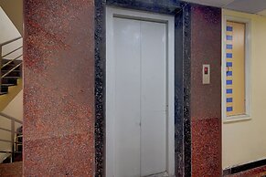 Fabhotel Raj Inn