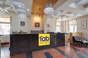 Fabhotel Raj Inn