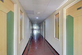 Fabhotel Raj Inn