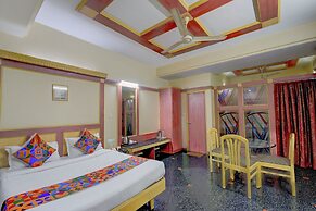 Fabhotel Raj Inn