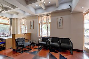 Fabhotel Raj Inn