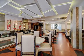 Fabhotel Raj Inn