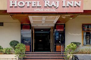 Fabhotel Raj Inn