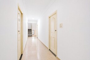 Fabhotel Ateethi Residency