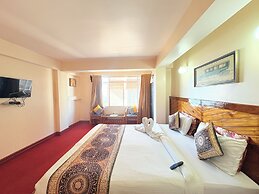 White Yak Near Gandhi Rd