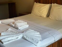 SER SUITE APART