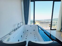 Ocean Skyline Tiger Villa-Luxury