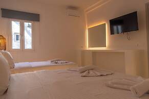 Aqua Cozy Suites