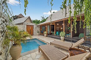 Deluxe Room with Pool Access