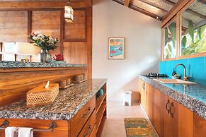 Deluxe Room with Pool Access