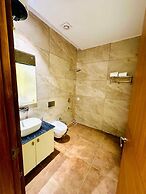 DREAMZ INN & SUITE