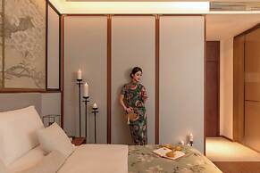 Chinese-style garden resort hotel