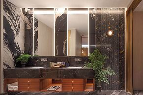 Chinese-style garden resort hotel