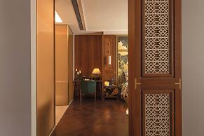Chinese-style garden resort hotel