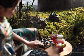 Chinese-style garden resort hotel
