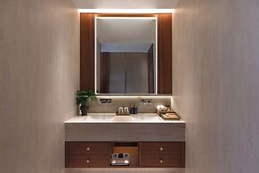 Chinese-style garden resort hotel