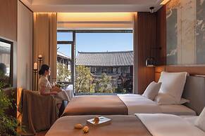 Chinese-style garden resort hotel