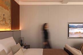 Chinese-style garden resort hotel