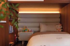 Chinese-style garden resort hotel