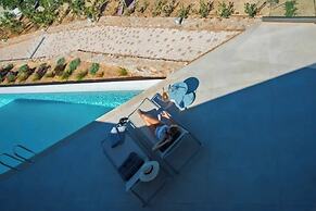 Plethora Luxury Suites