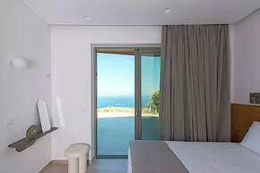 Plethora Luxury Suites