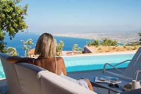 Plethora Luxury Suites