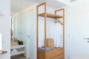 Plethora Luxury Suites