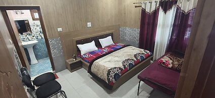 Omji - Kalindi Seva Sadan