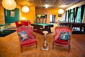 Bendorfer Stadl Whirlpool-sauna-billard-kicker