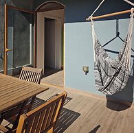Spacious 2BR Maisonette -Private Terrace