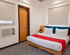 OnlyStay Snap Hotel